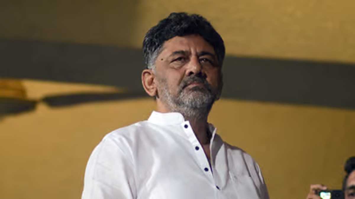 शख्स ने पोस्ट डालकर लोगों से डिप्टी सीएम शिवकुमार को मारने की अपील की, गिरफ्तार